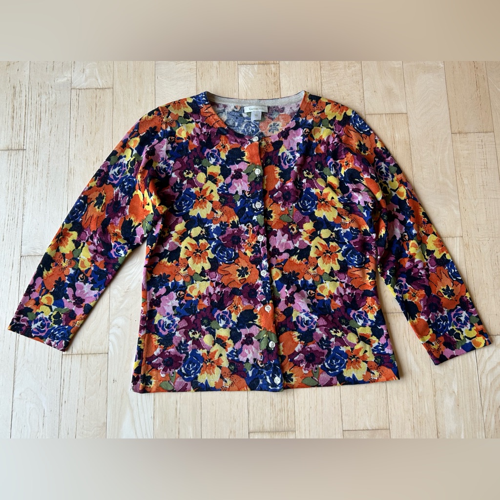 Garnet Hill Women’s 100% Merino Wool Lightweight Cardigan Floral Size Large Euc